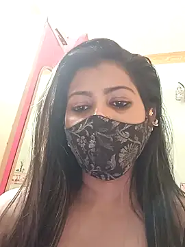 SANAYA ROY online show from December 17, 2025, 7:53 pm