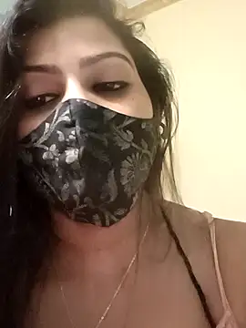 SANAYA ROY online show from April 15, 2026, 7:58 pm