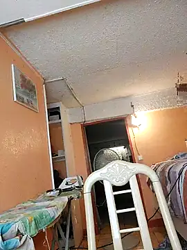 Snapshot of Papii97150 chatting on October 22, 2025, 4:51 pm Papii97150 online show from October 22, 2025, 4:51 pm