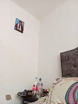 Juanamd1 online show from February 18, 2026, 2:24 pm