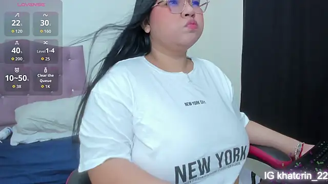 april lopez6 online show from September 18, 2025, 1:51 am