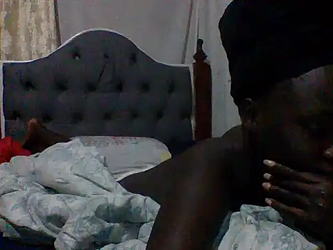 ebony mellanin online show from September 18, 2025, 7:05 pm