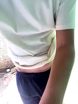 king cum  online show from October 9, 2025, 3:43 pm