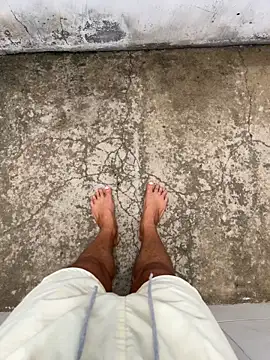 king cum  online show from February 11, 2026, 3:06 pm