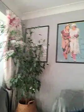 Snapshot of JulianJ50 chatting on December 4, 2025, 1:09 pm JulianJ50 online show from December 4, 2025, 1:09 pm