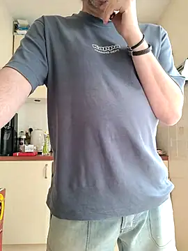 Snapshot of JulianJ50 chatting on March 23, 2026, 1:26 pm JulianJ50 online show from March 23, 2026, 1:26 pm