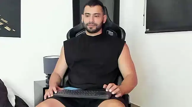 Dereck vega online show from December 4, 2024, 9:35 pm