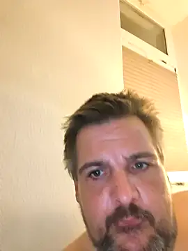 Ronny2510 online show from March 19, 2026, 10:25 pm