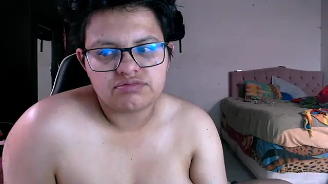 tatsumi nao online show from December 21, 2025, 6:48 pm