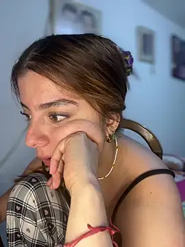 Cloew Marz online show from February 22, 2025, 9:04 pm