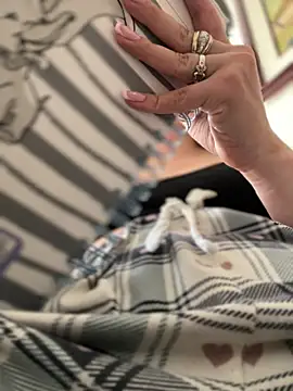 Cloew Marz online show from April 12, 2026, 6:24 pm