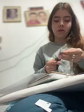 Cloew Marz online show from April 20, 2026, 11:50 pm