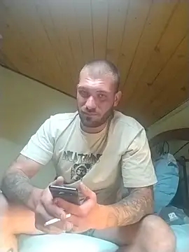 Snapshot of sesenko chatting on June 18, 2026, 4:22 pm sesenko online show from June 18, 2026, 4:22 pm