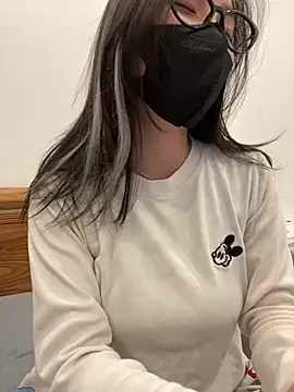 Snapshot of Lilisa_miu chatting on January 19, 2025, 4:46 pm Lilisa miu online show from January 19, 2025, 4:46 pm