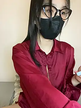 Snapshot of Lilisa_miu chatting on February 12, 2025, 4:33 pm Lilisa miu online show from February 12, 2025, 4:33 pm