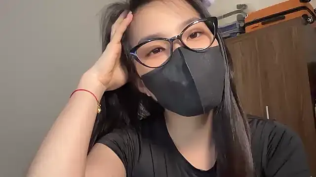 Snapshot of Lilisa_miu chatting on October 7, 2025, 3:53 pm Lilisa miu online show from October 7, 2025, 3:53 pm