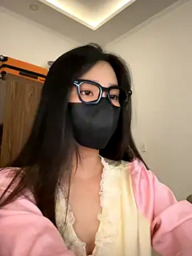 Snapshot of Lilisa_miu chatting on October 9, 2025, 4:49 pm Lilisa miu online show from October 9, 2025, 4:49 pm