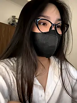 Snapshot of Lilisa_miu chatting on October 21, 2025, 4:41 pm Lilisa miu online show from October 21, 2025, 4:41 pm