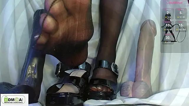 Miss scarllet  online show from February 18, 2026, 4:08 am