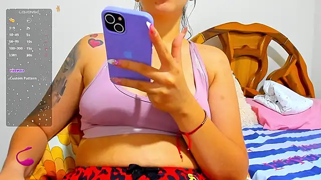 AmyWesley online show from January 16, 2025, 4:28 am