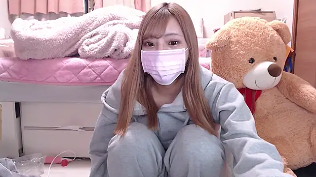  chanMOMO  online show from December 30, 2024, 3:46 pm