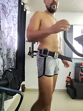 LatinMar online show from March 10, 2025, 1:43 pm