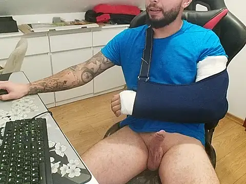 prezydentcam online show from October 9, 2025, 10:57 am