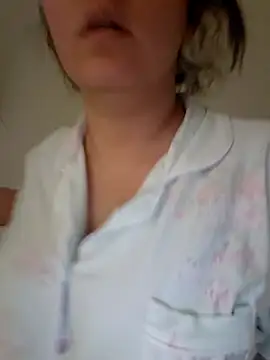 Snapshot of lolitalamasbonita01 chatting on March 14, 2026, 10:15 pm lolitalamasbonita01 online show from March 14, 2026, 10:15 pm