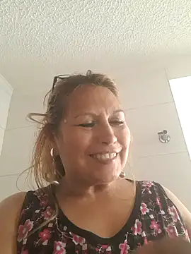 Snapshot of Kazsandraa chatting on June 4, 2026, 4:24 pm Kazsandraa online show from June 4, 2026, 4:24 pm