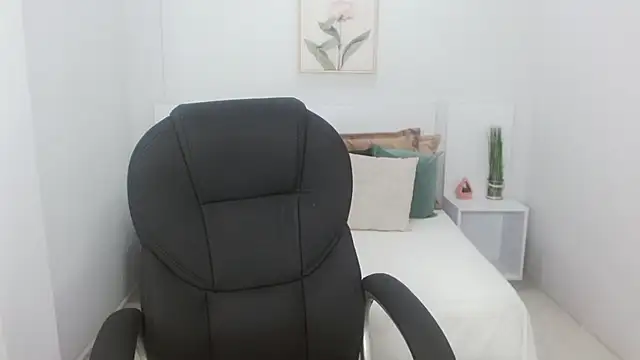 liseth fox online show from January 31, 2025, 3:11 pm