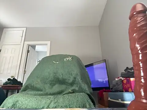 ChiRaqb8 online show from February 22, 2026, 5:22 pm