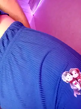 ---sophia--- online show from October 31, 2025, 12:06 pm