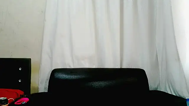 XIndianXFireBallX online show from October 22, 2025, 7:30 am