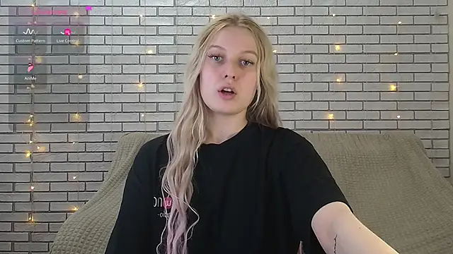 Snapshot of EmiliaDuchess chatting on December 10, 2024, 3:12 pm EmiliaDuchess online show from December 10, 2024, 3:12 pm