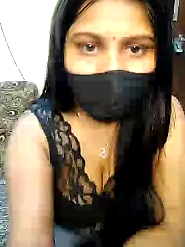 Hotty-simran online show from February 10, 2025, 8:20 am