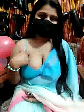 Hotty-simran online show from February 11, 2025, 10:26 am