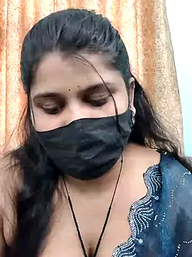 Hotty-simran online show from September 11, 2025, 4:23 am