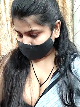 Hotty-simran online show from January 8, 2026, 4:48 am