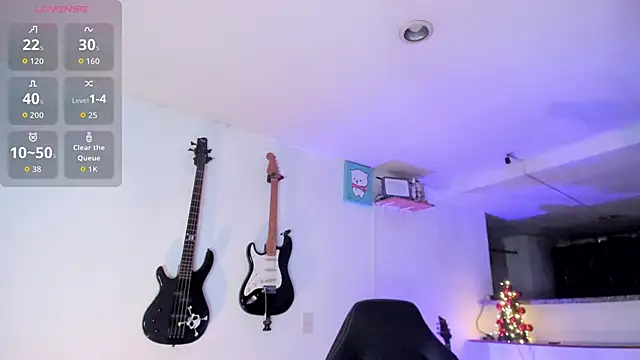 lilpervertgirl online show from December 5, 2025, 5:49 am