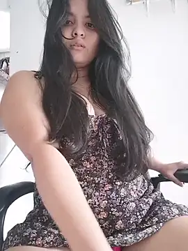 lilpervertgirl online show from January 8, 2026, 6:43 pm