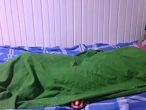 Sexy baby004 online show from October 17, 2025, 8:00 pm