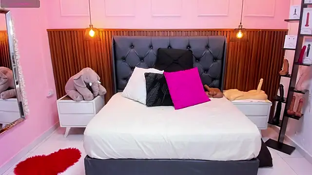 Snapshot of MEYLAGIA chatting on November 4, 2025, 3:16 am MEYLAGIA online show from November 4, 2025, 3:16 am