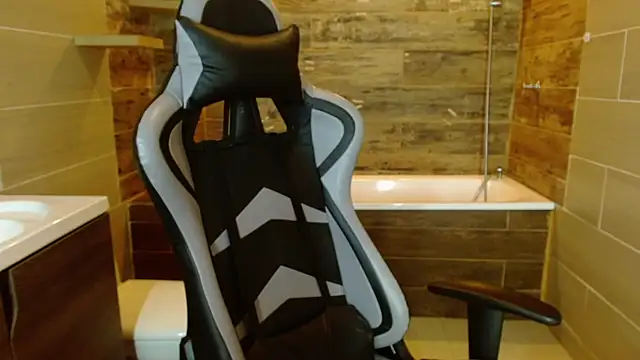 Amir Abdull online show from November 26, 2025, 10:00 pm