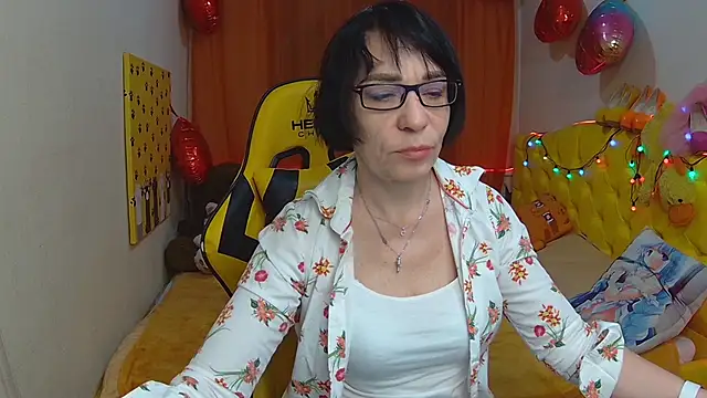 Snapshot of SandraHormas chatting on March 20, 2025, 11:27 am SandraHormas online show from March 20, 2025, 11:27 am