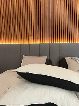 EmiilyAdams  online show from September 25, 2025, 9:29 pm