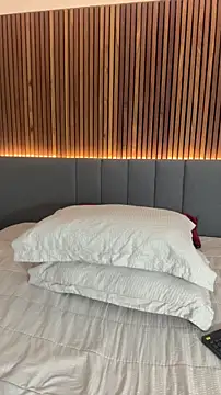 EmiilyAdams  online show from February 25, 2026, 10:08 pm