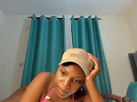 dolly booty online show from October 9, 2025, 7:45 pm