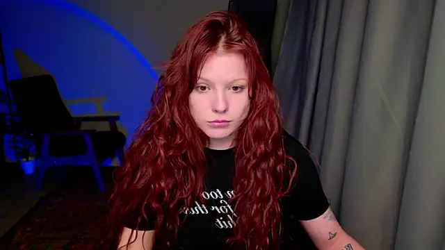 Elsie Ginger online show from April 29, 2026, 9:32 pm