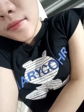 Sexyass13 online show from October 16, 2025, 6:20 pm