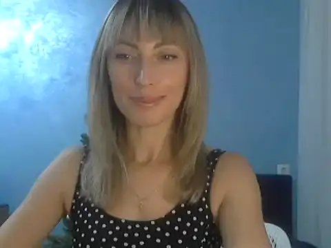 EffectMaya online show from December 12, 2024, 6:21 pm